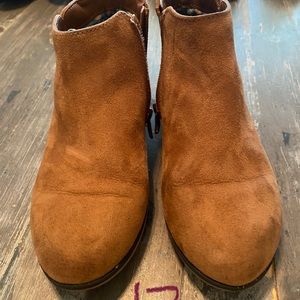 Cat and Jack tan booties